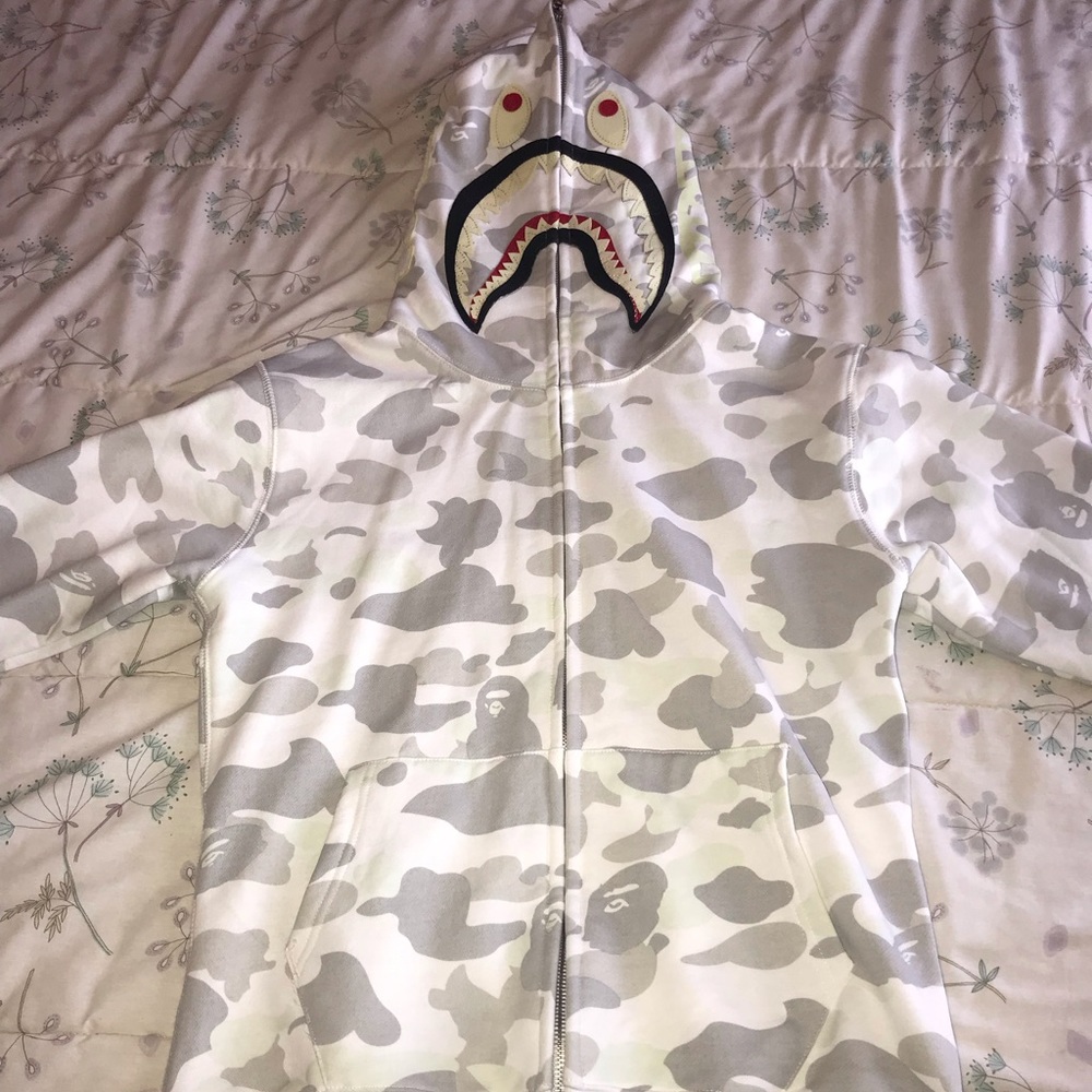 White bape hoodie